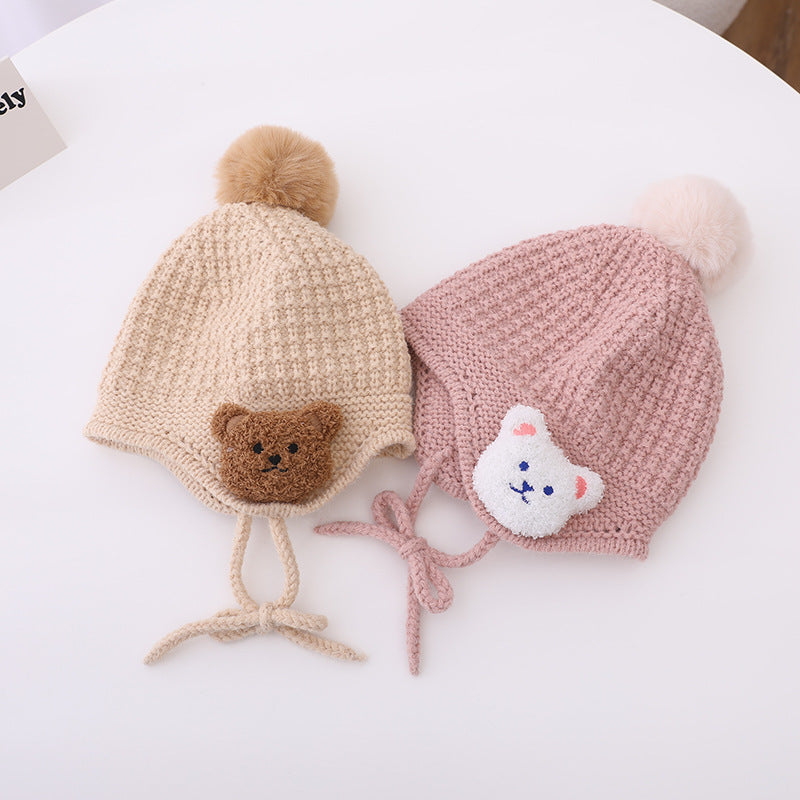 Bear pom knit hat