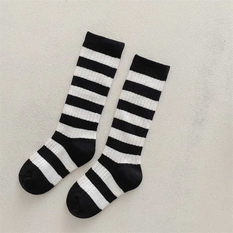 Black white stripe socks