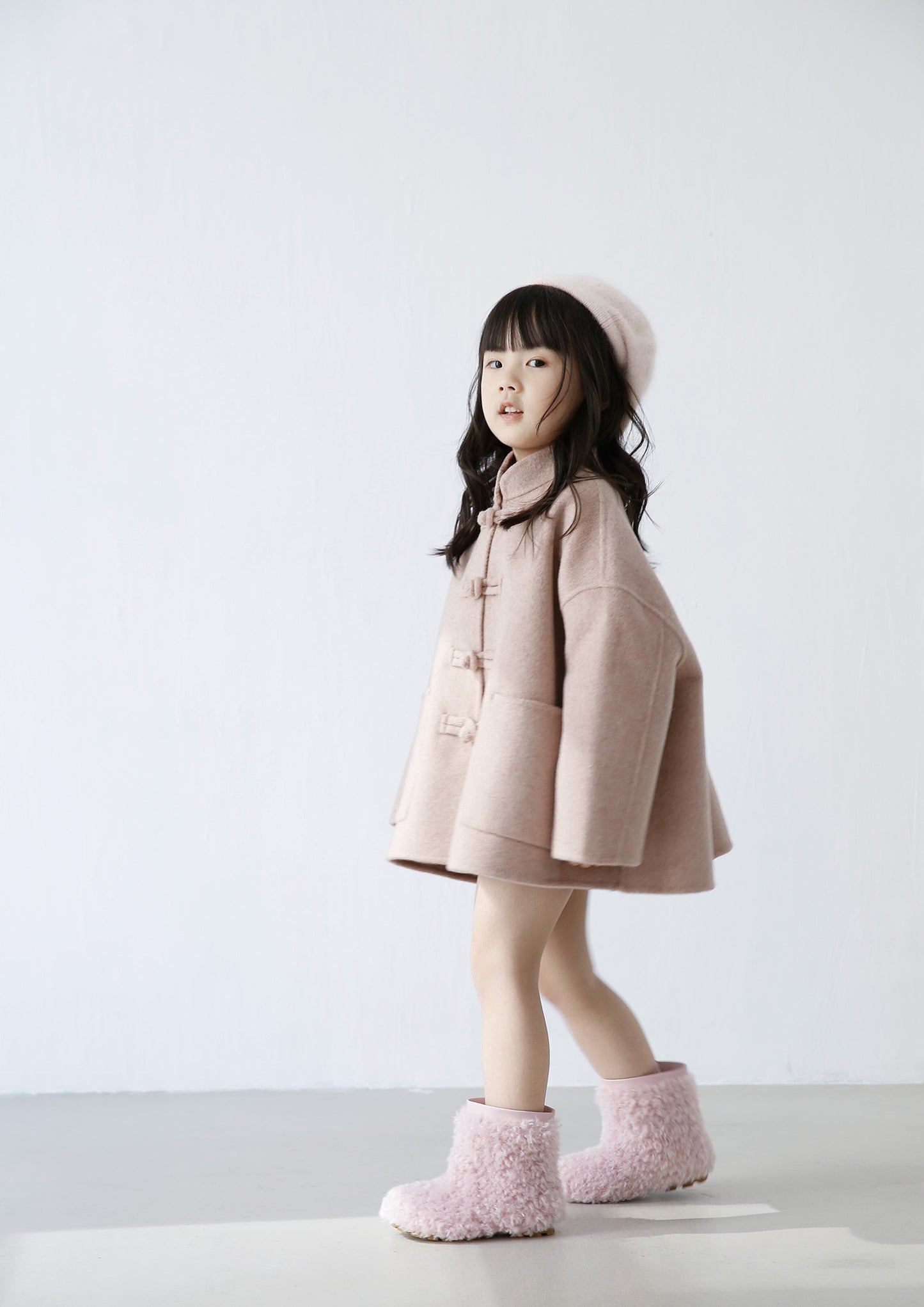 Muriel furry bear boots