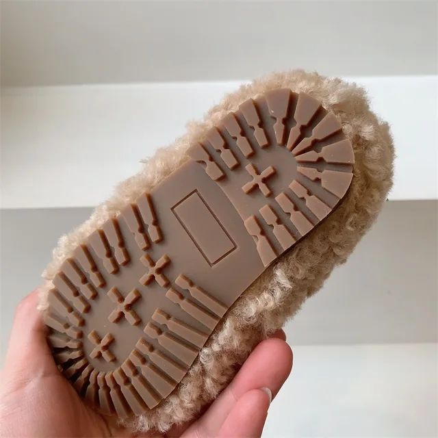 Lamby boots