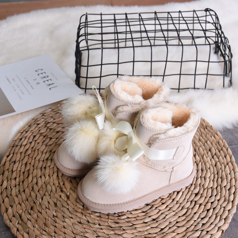 Aspen short pom pom boots