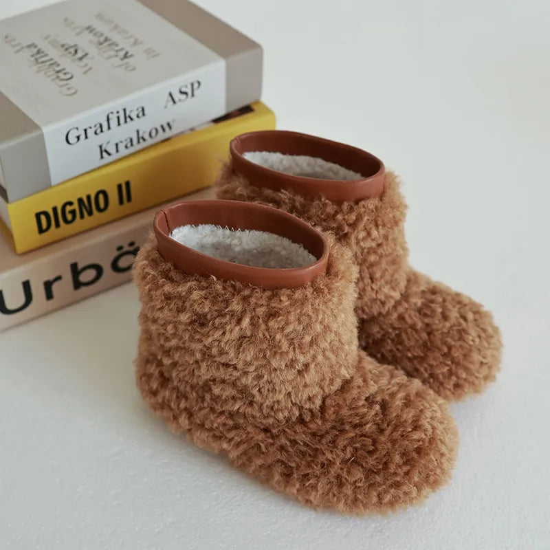 Muriel furry bear boots