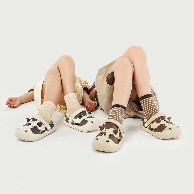 Moos like Jagger cow clog slip on