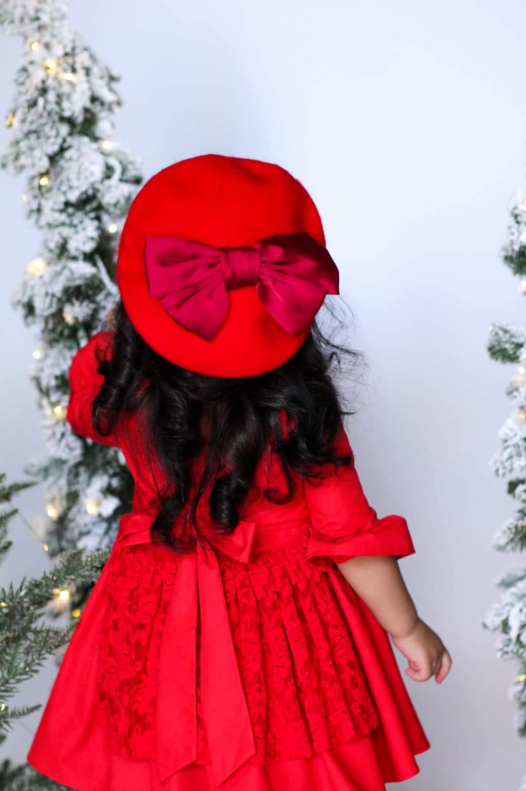 Silk bow beret