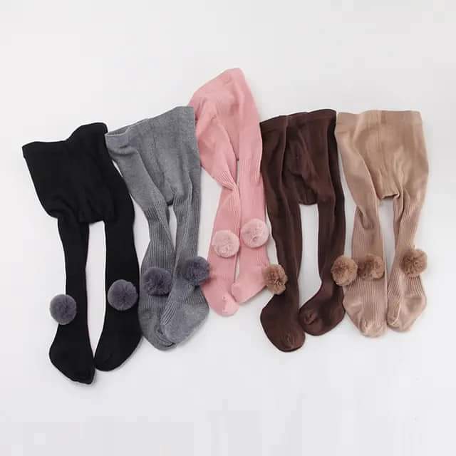 Pom pom tights