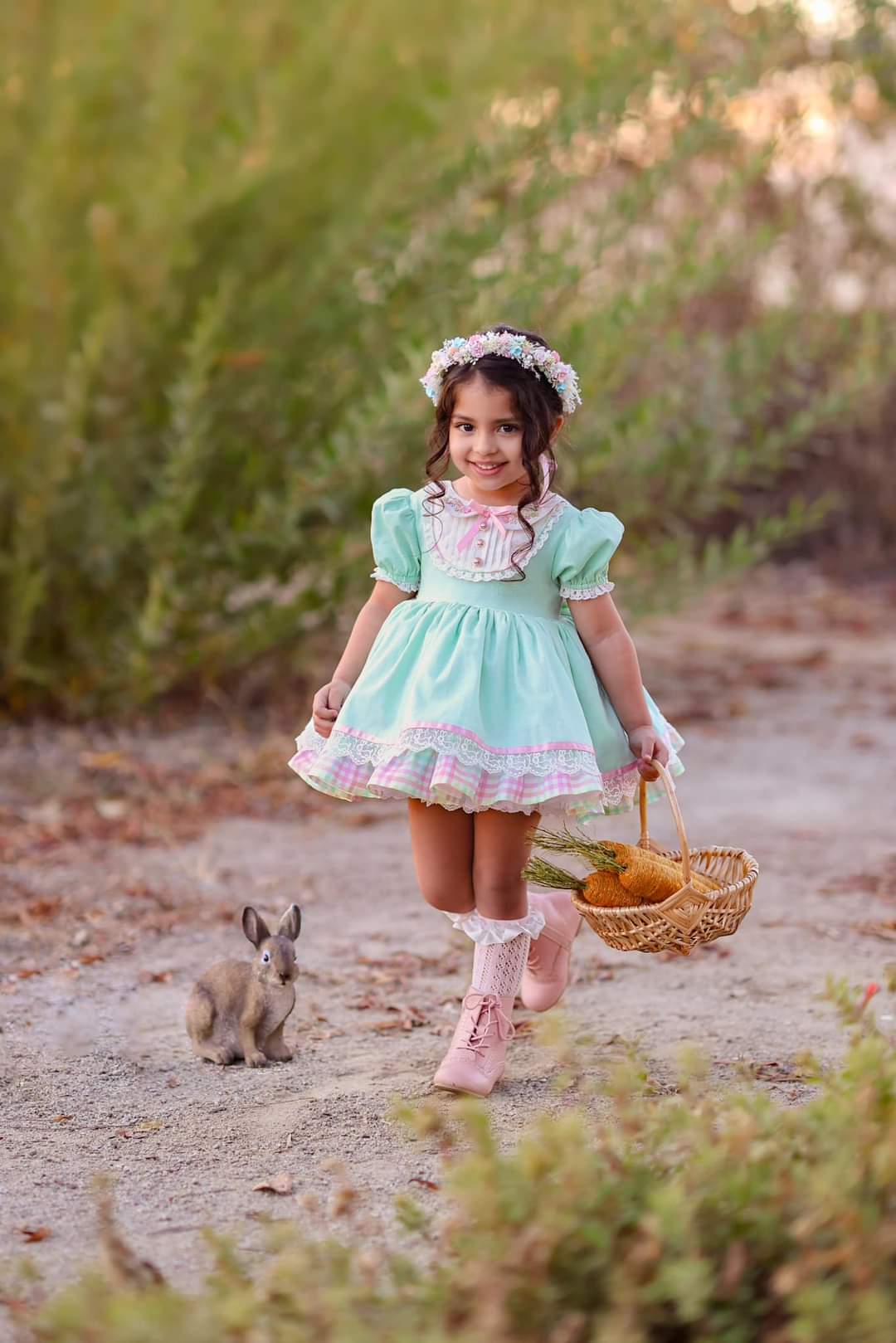 Pastel crochet socks - white ruffle