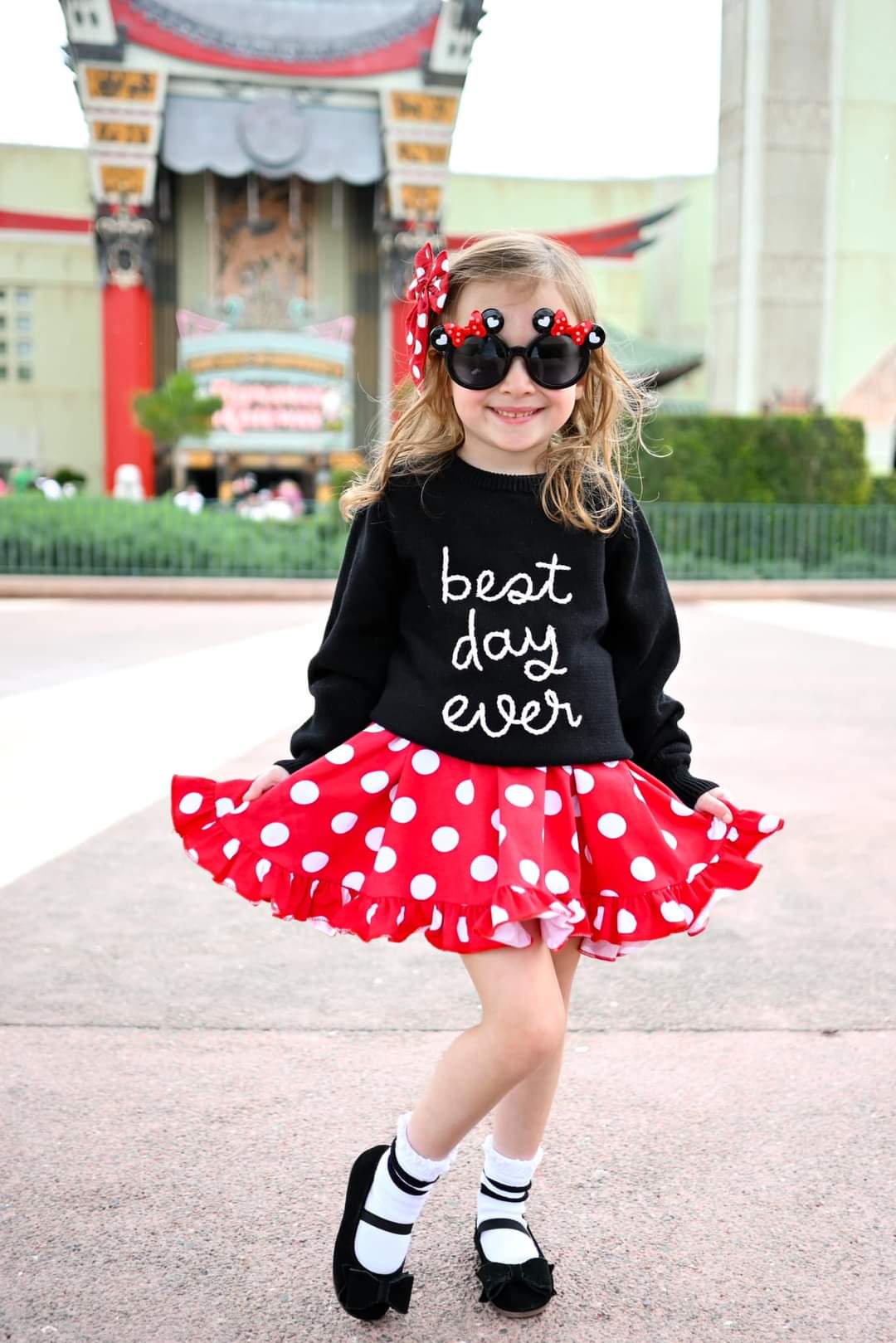 Magical mouse sunglasses