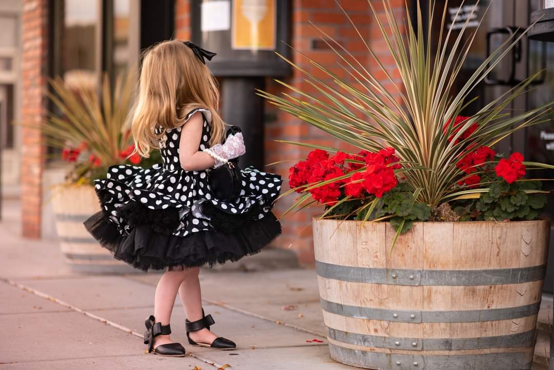 Aubrey Bow Shoes Patent red and black