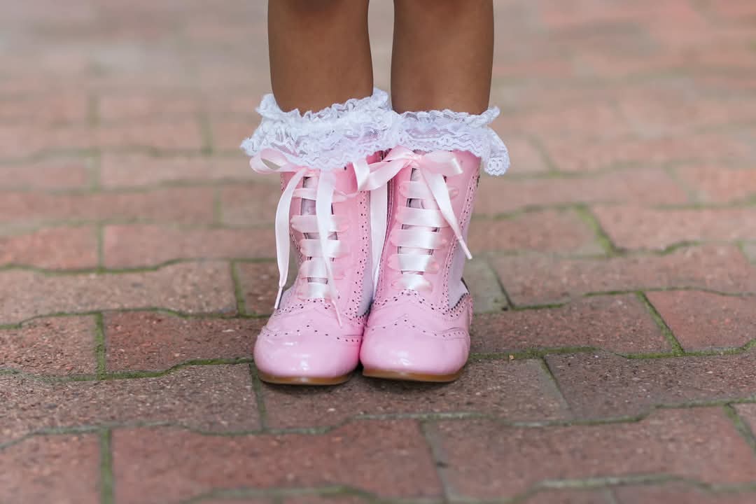 Esmeralda Spanish patent and suede boots
