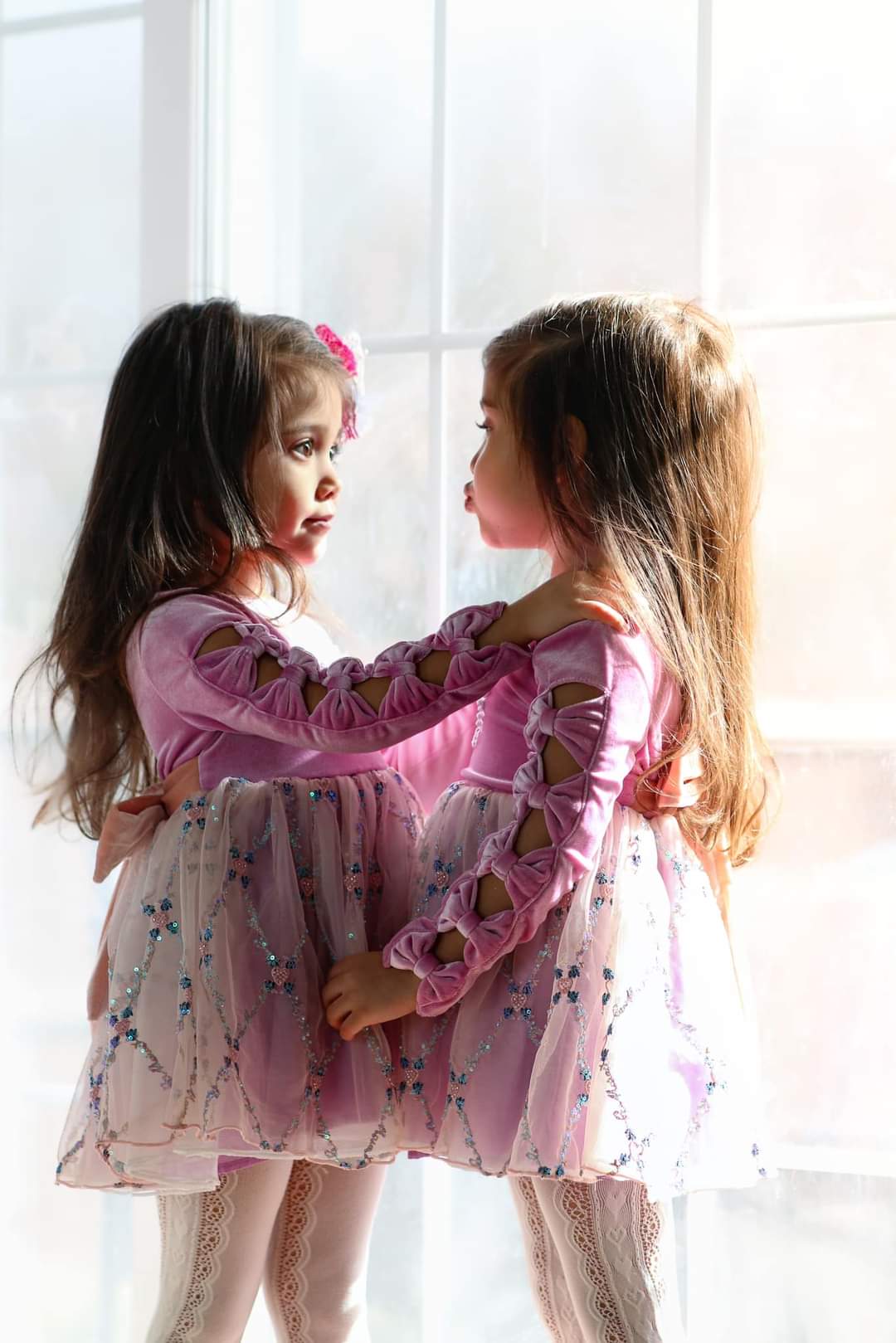 Side heart tights white and cream