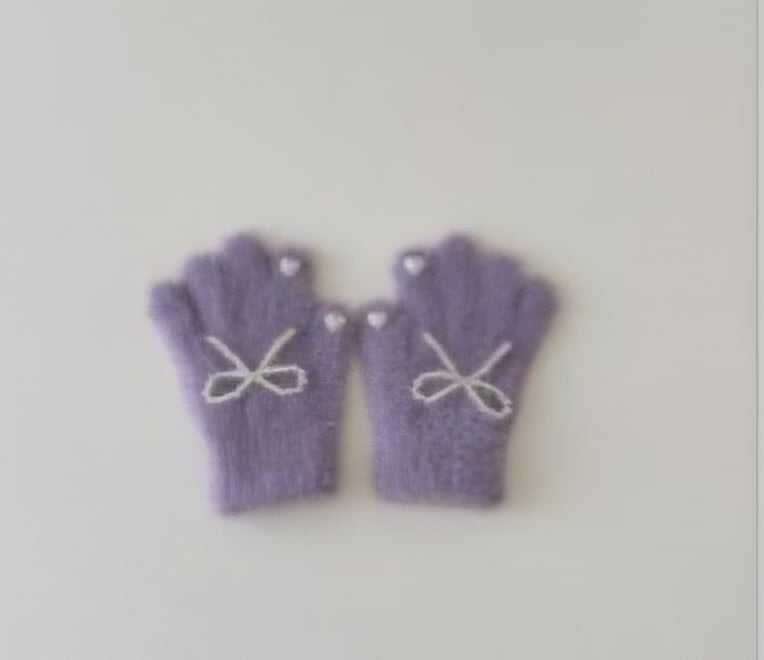 Pearl frost bow gloves