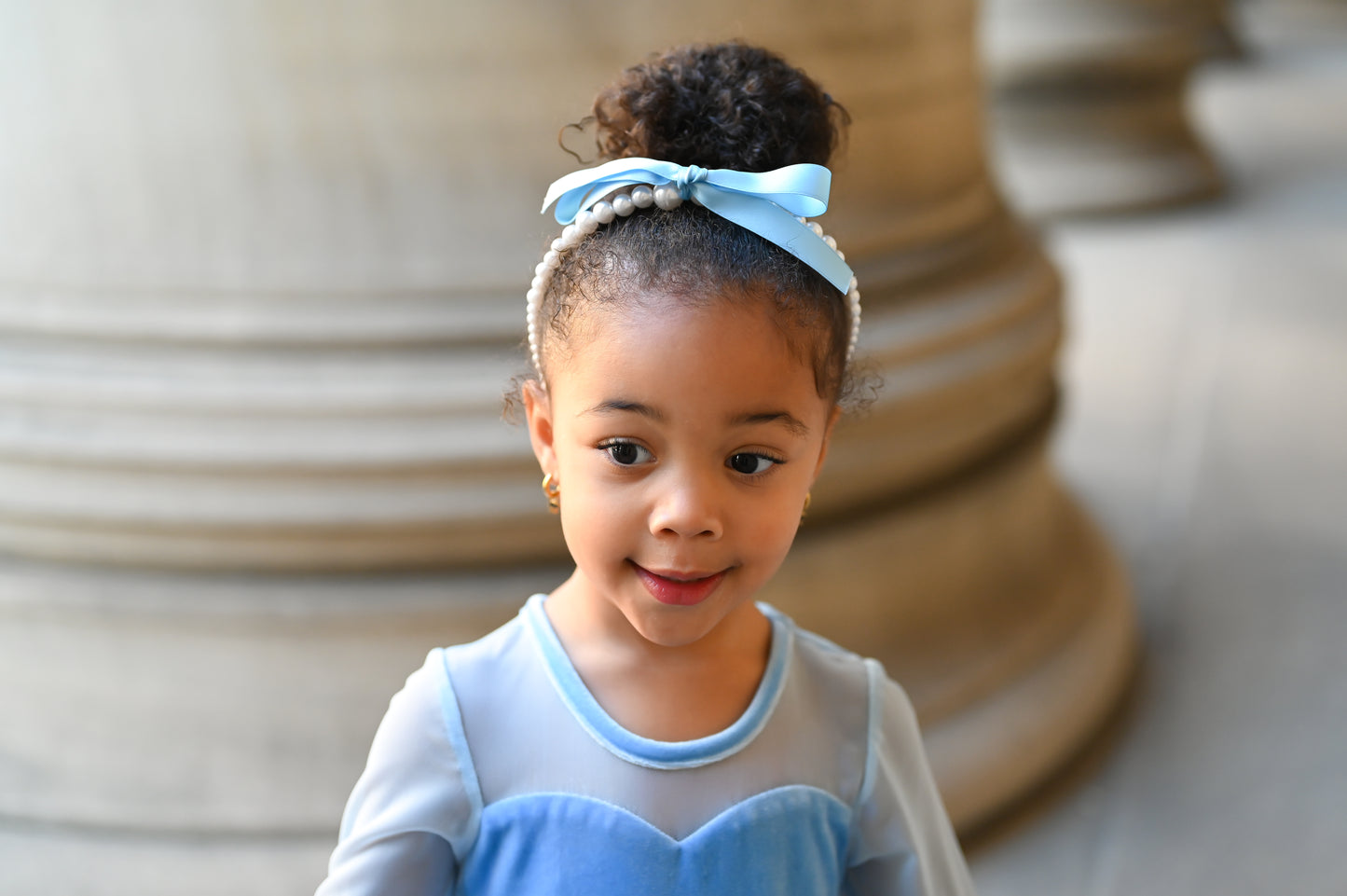 Pearl bow headband