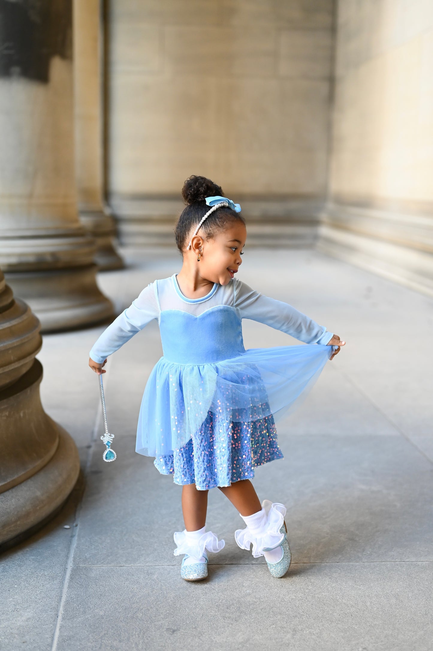Pearl bow headband