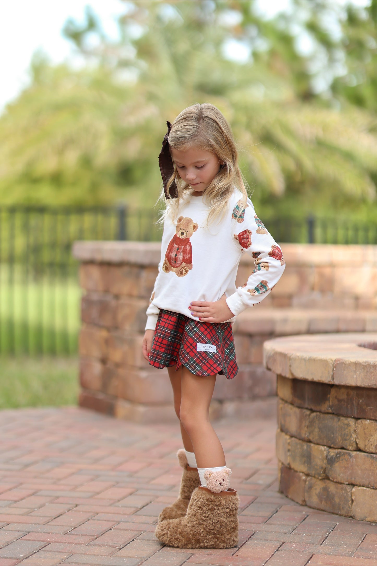 Muriel furry bear boots