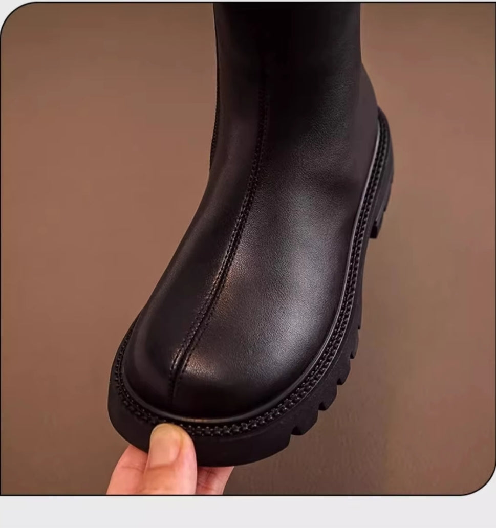 Ari bow back boots