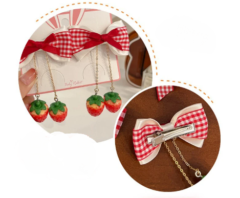 Strawberry Dangle Bow Piggy Set