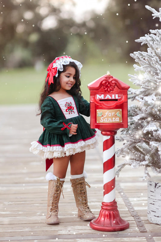Ribbon lace headpiece with clips