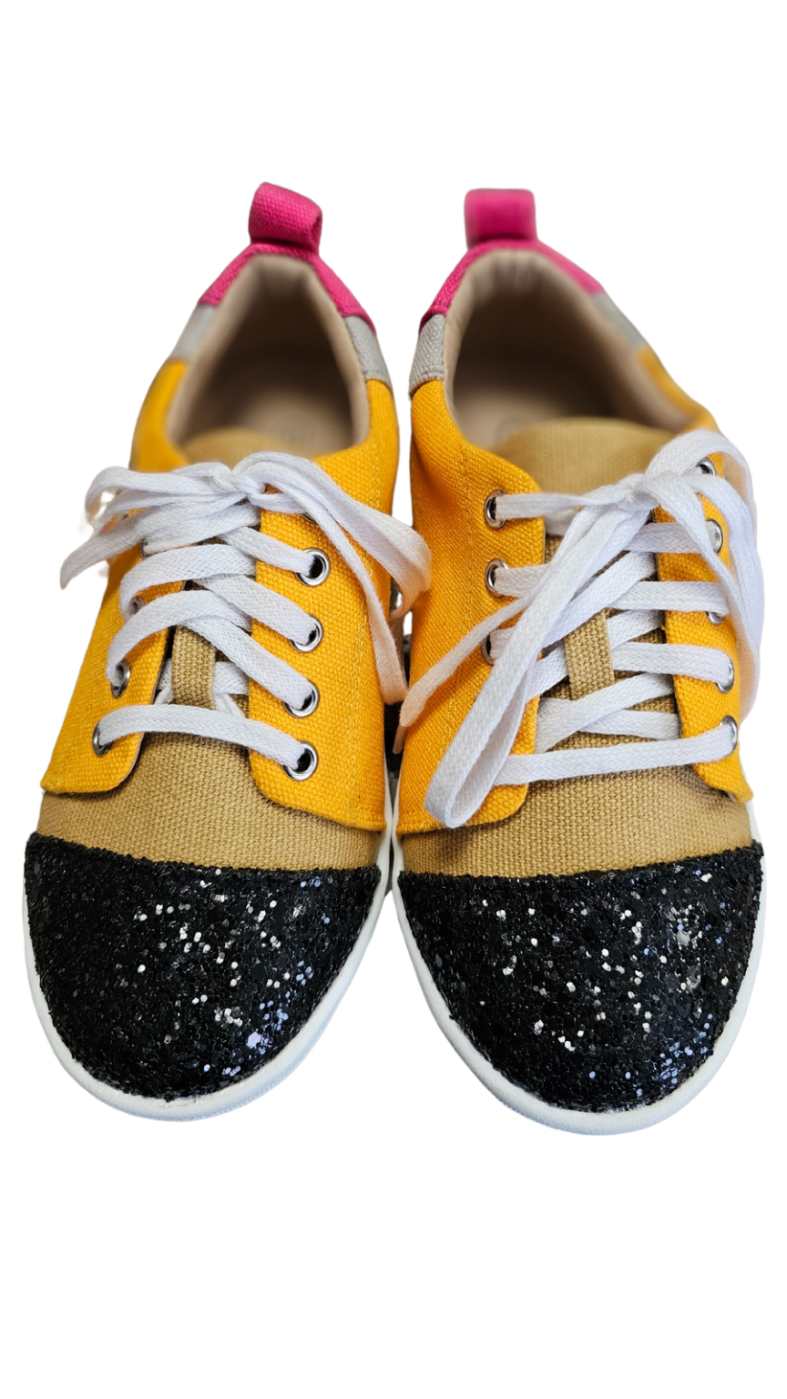 Pencil me in canvas shoes