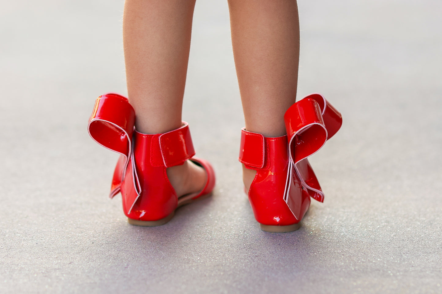 Aubrey Bow Shoes Patent red and black