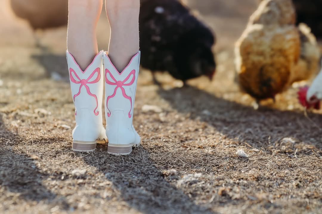 Put a bow on it cowgirl boots NEW STYLE