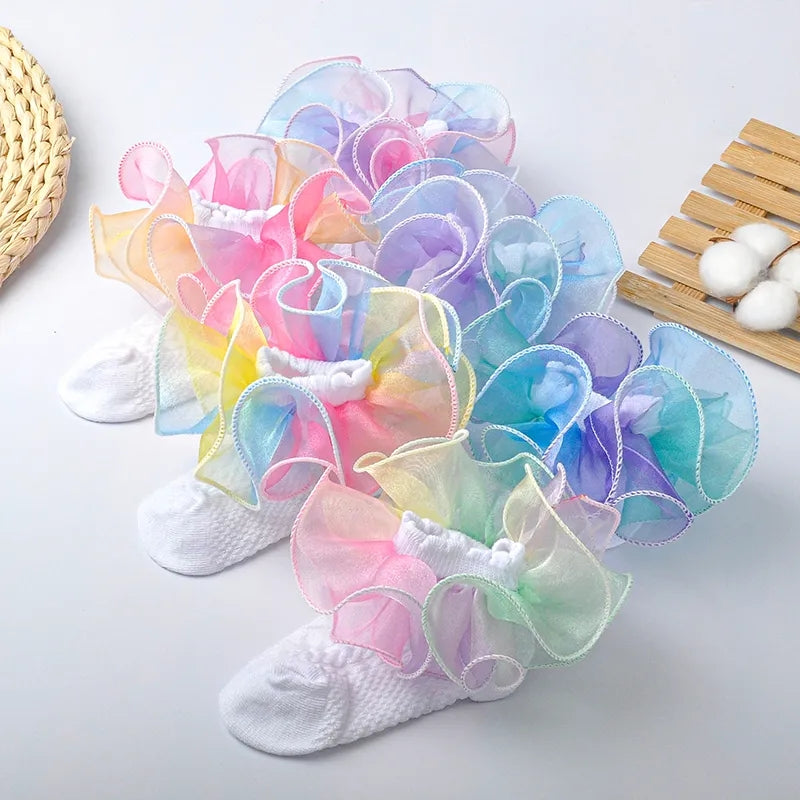 Ombre Ruffle Socks