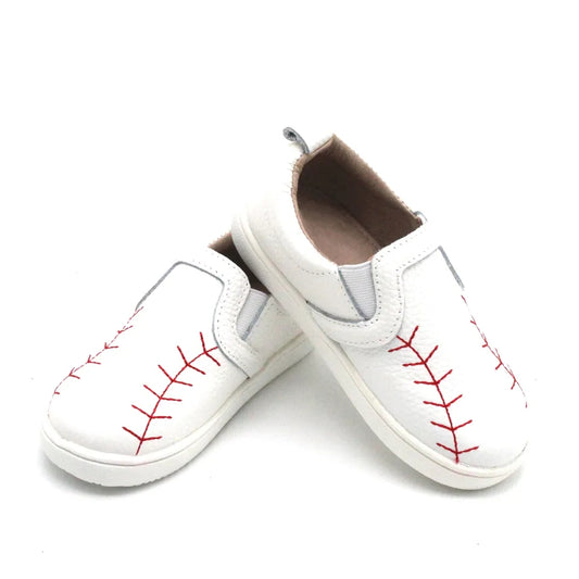 Baseball embroidered sneaker unisex