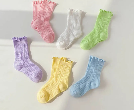 Pastel ruffle top heart socks