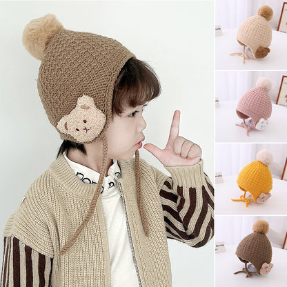Bear pom knit hat