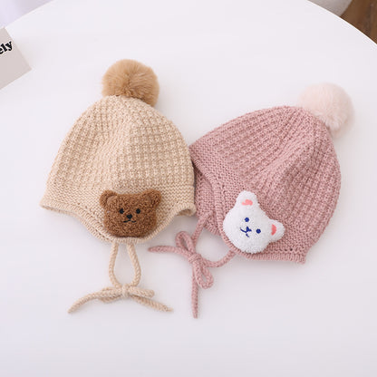 Bear pom knit hat