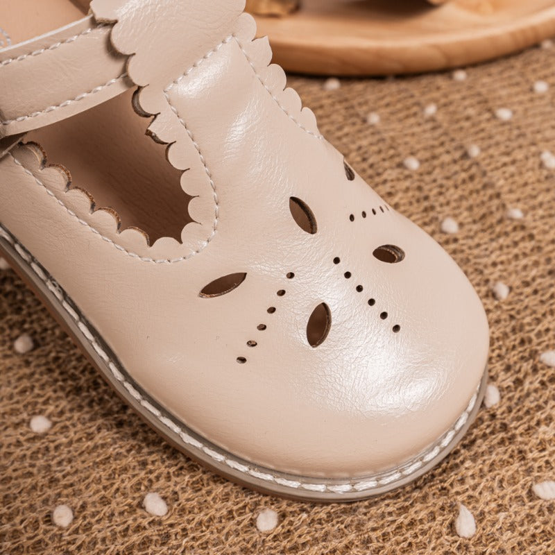 Scallop T-strap Mary Jane