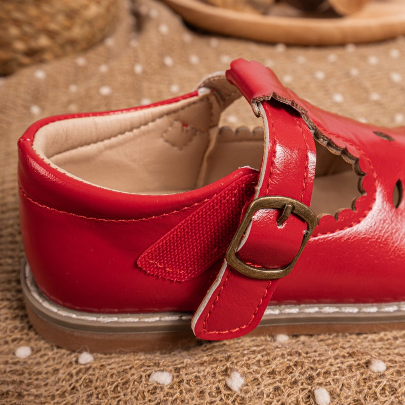Scallop T-strap Mary Jane