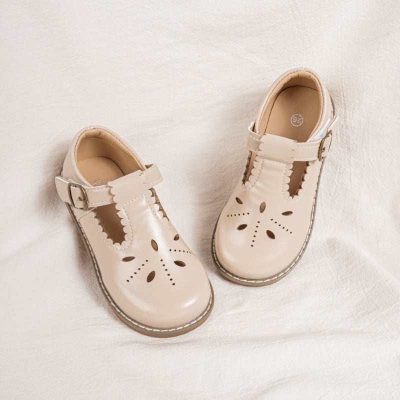 Scallop T-strap Mary Jane