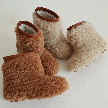 Muriel furry bear boots