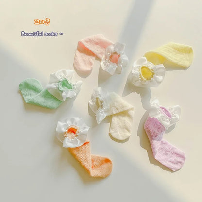 Pastel crochet socks - white ruffle