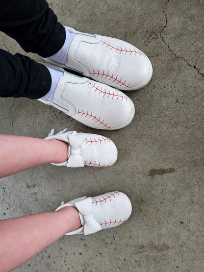 Baseball embroidered sneaker unisex