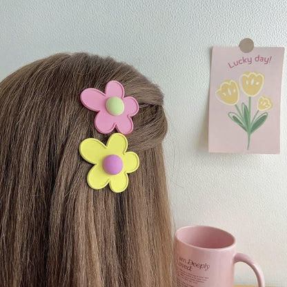 Flower Power hair clips
