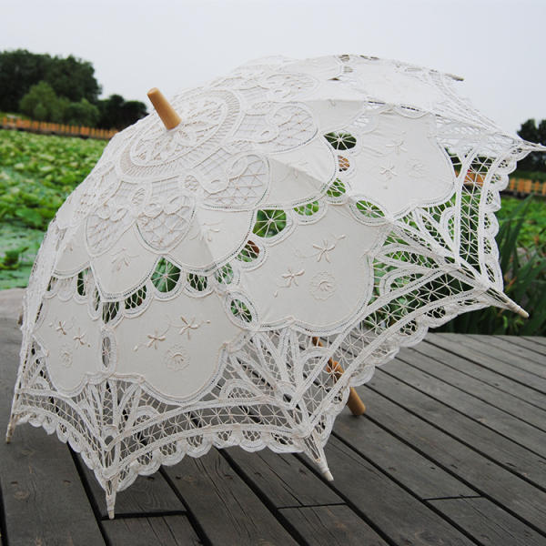 Lace parasol - small