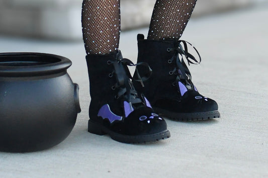 Batty suede combat boots