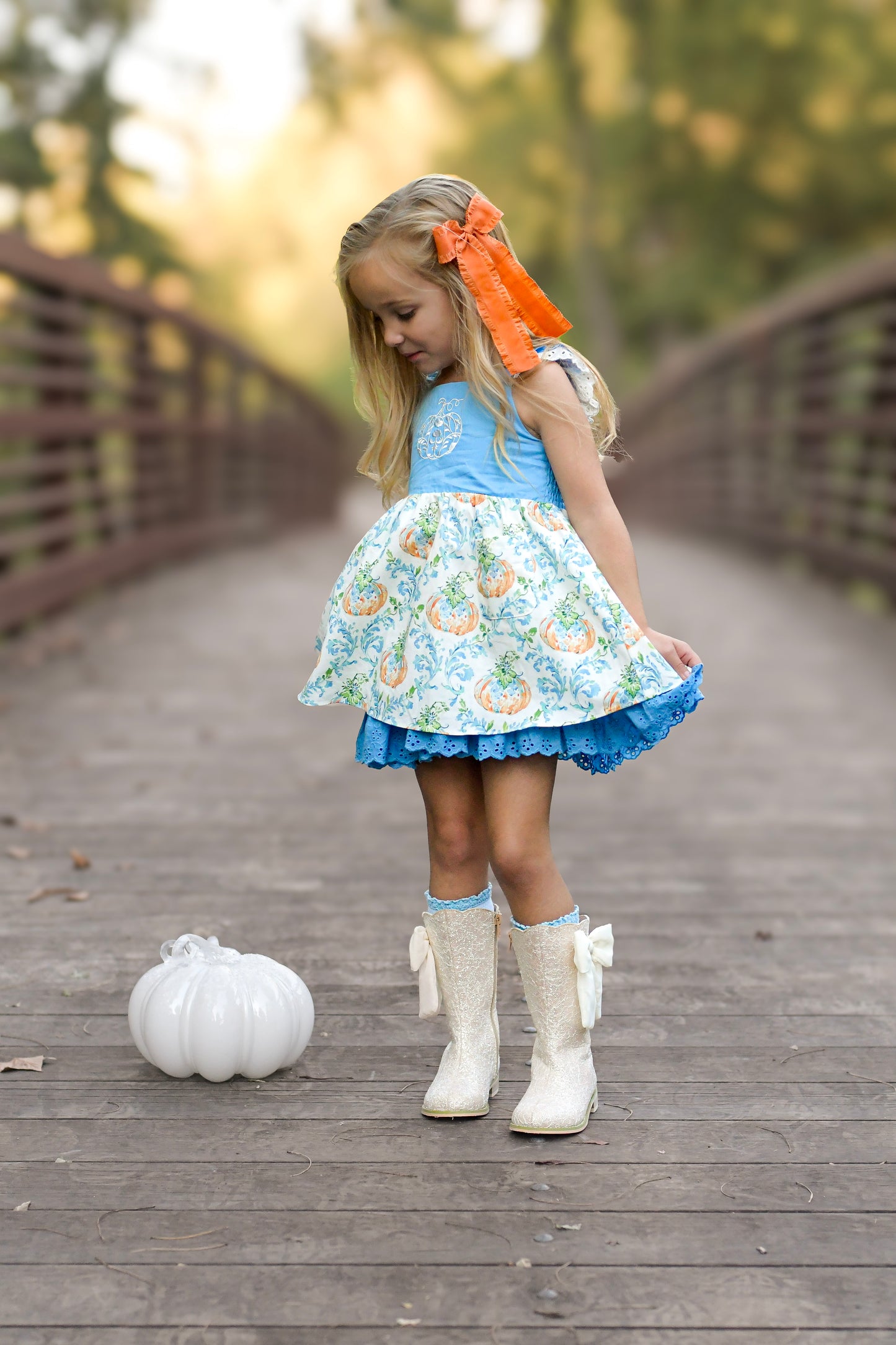 Sugarplum bow lace boots