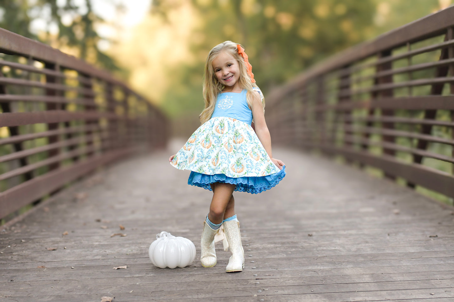 Sugarplum bow lace boots