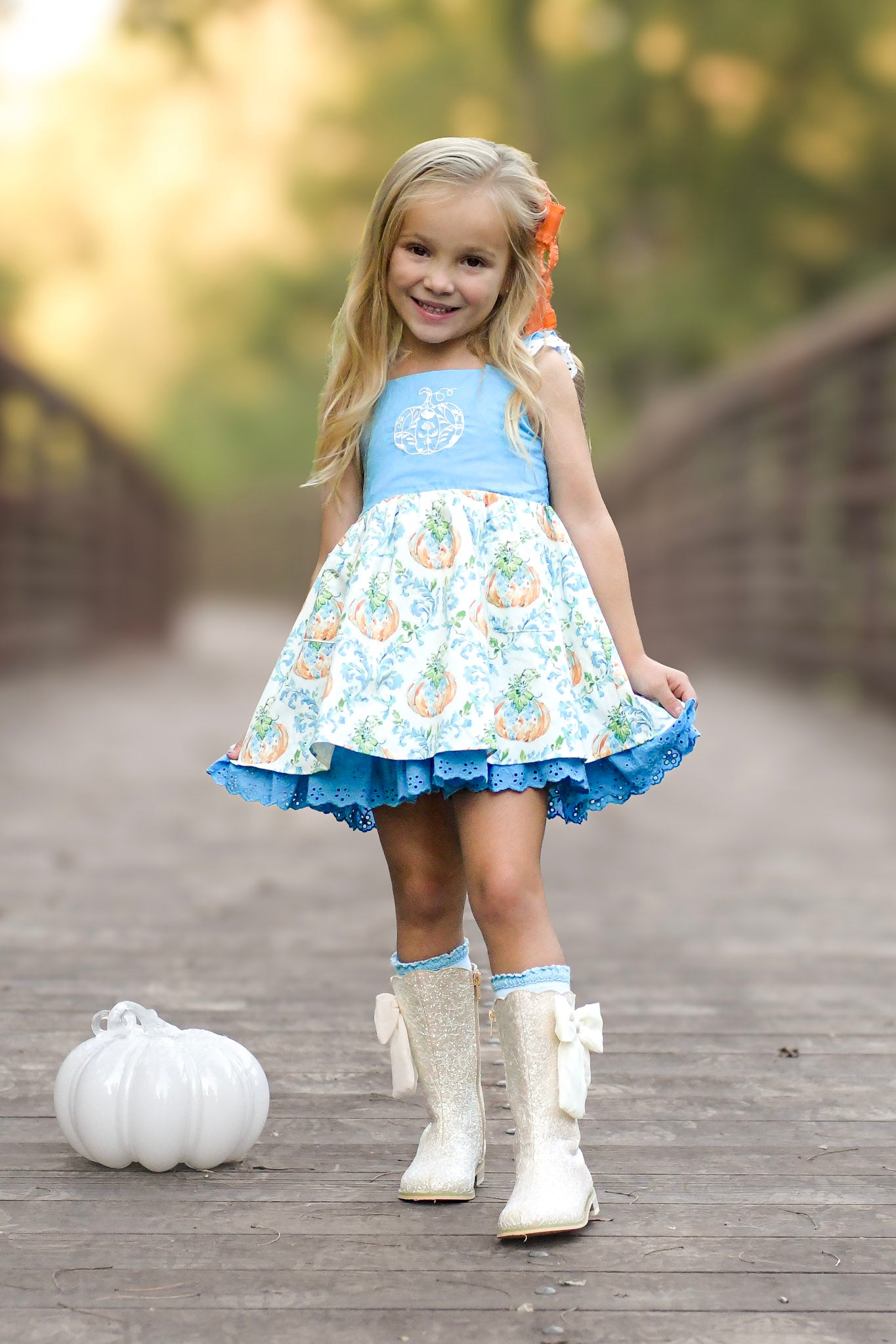 Sugarplum bow lace boots