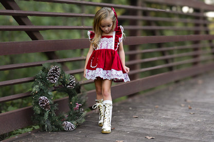 Goldie scallop lace boots