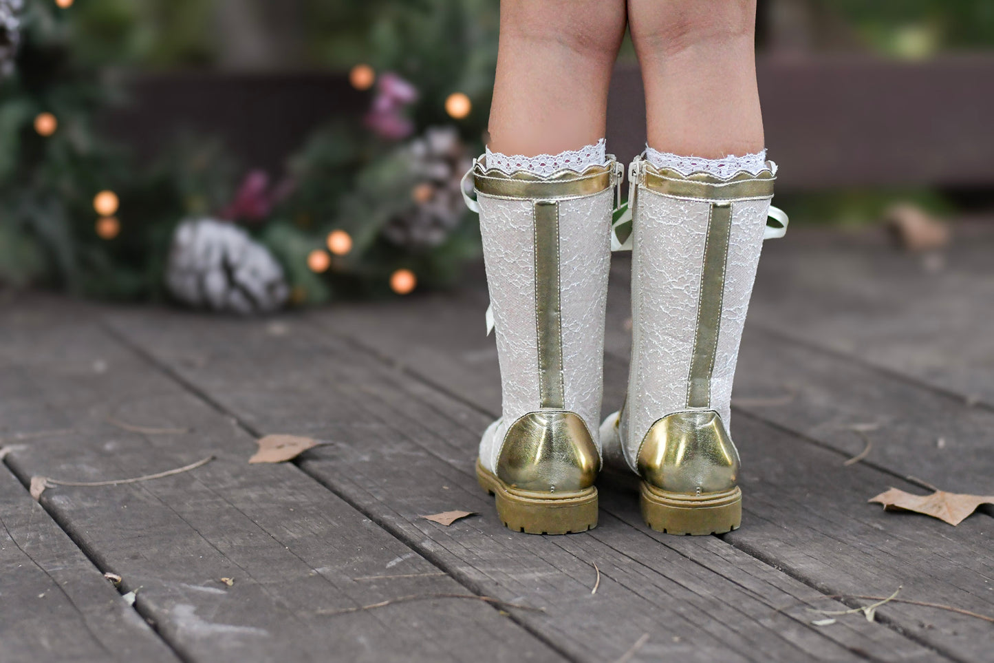 Goldie scallop lace boots