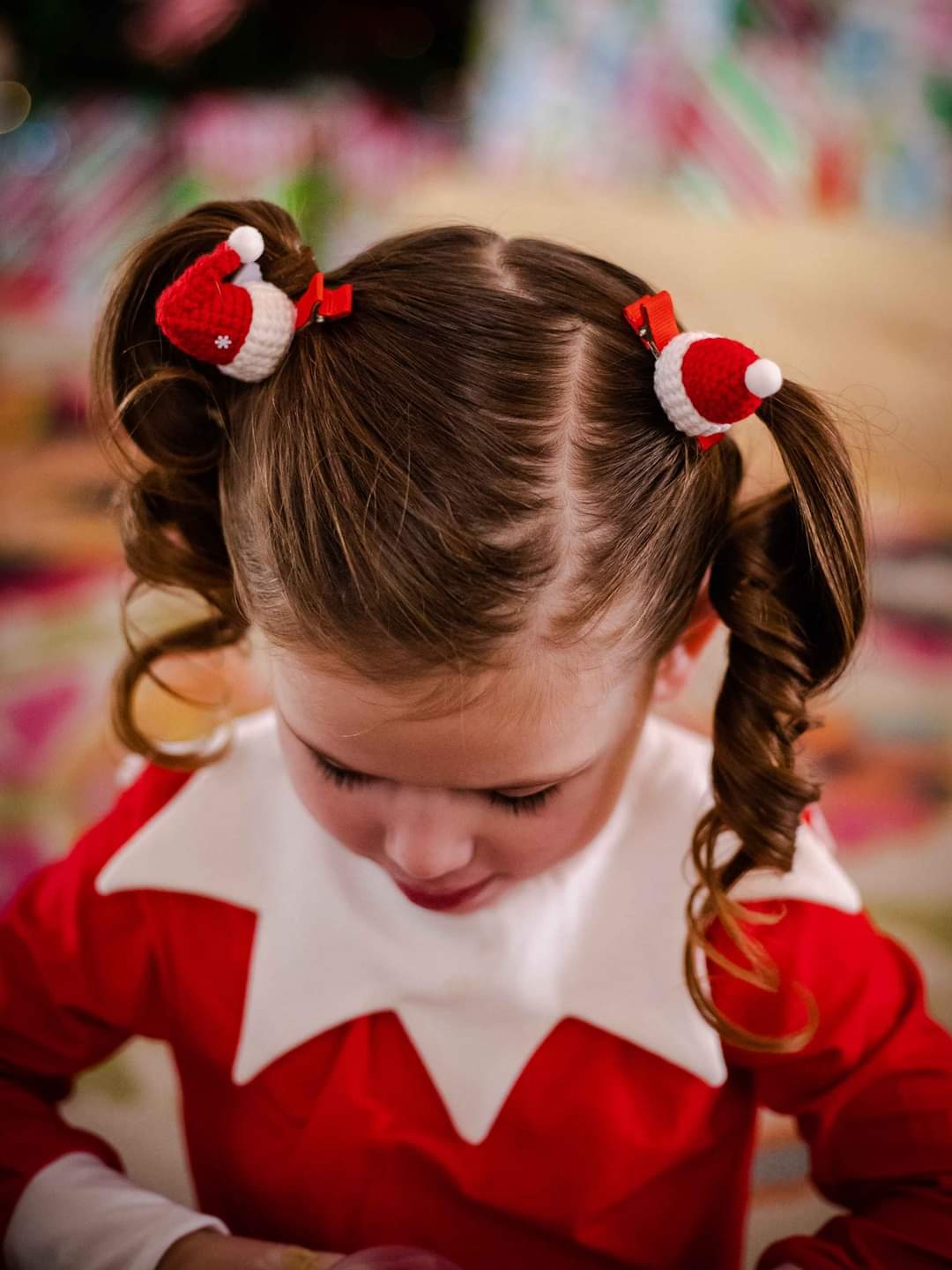 Santa hat crochet clips