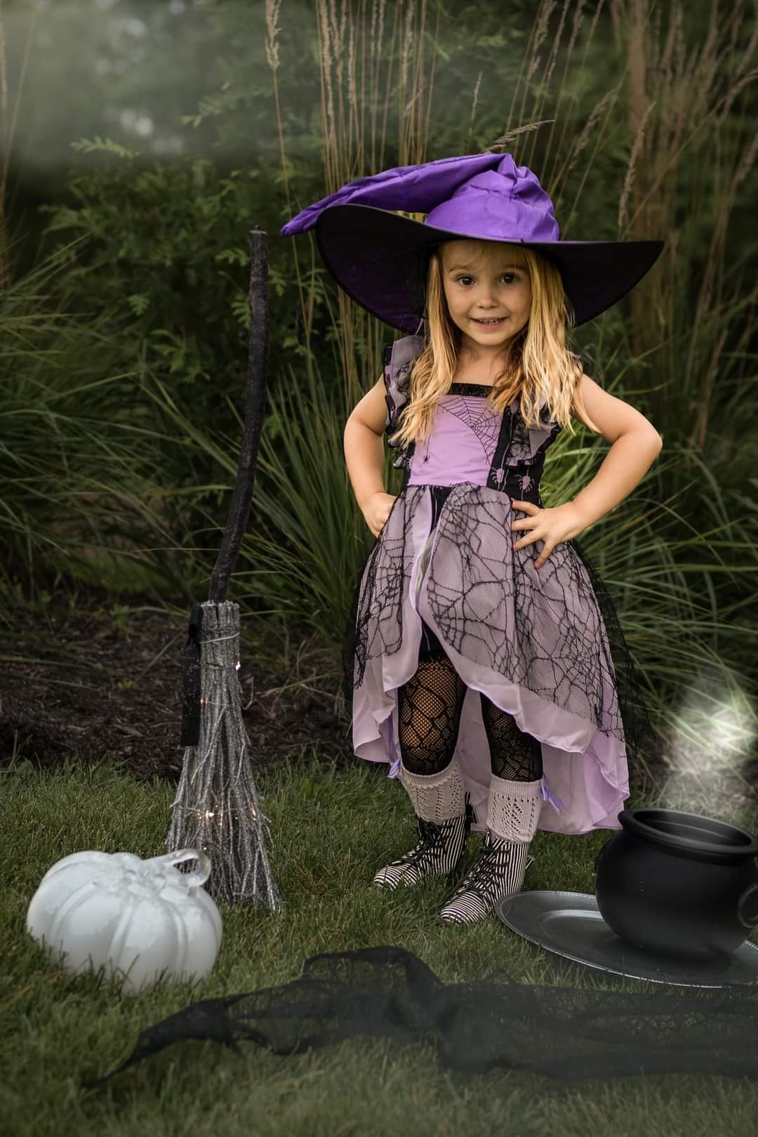 Purple spider witch hat