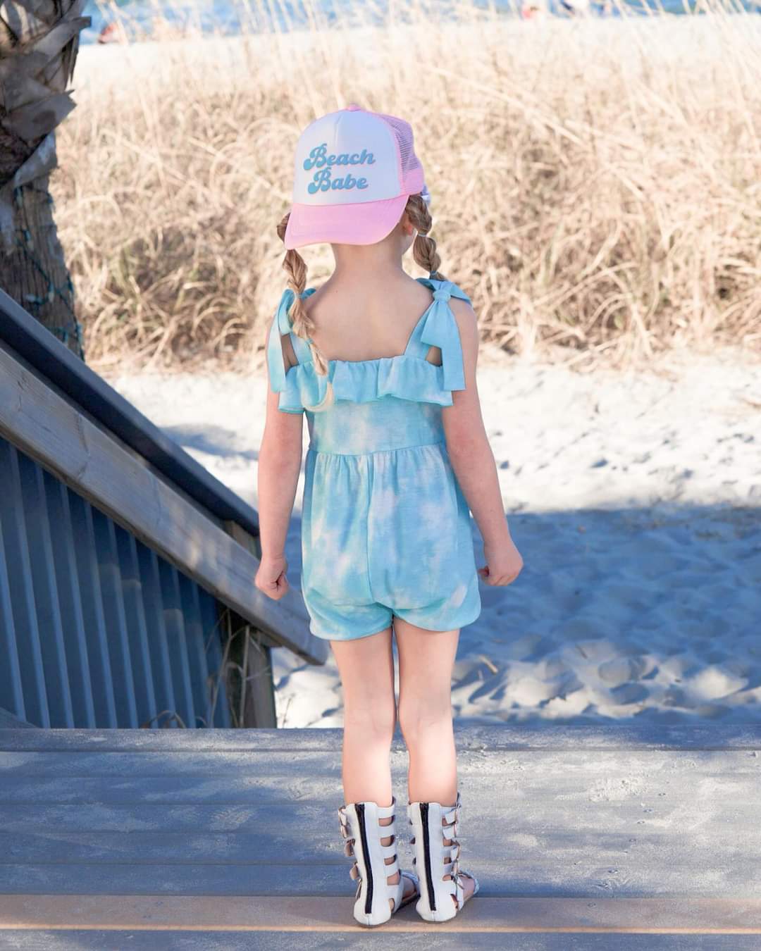 Beach Babe / Bum Trucker Hat