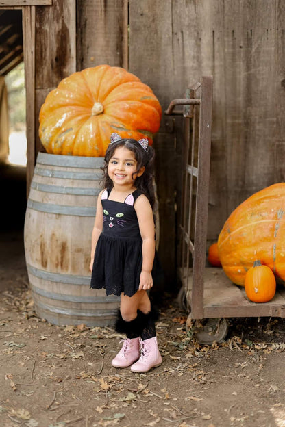 "Wild" lace fur socks