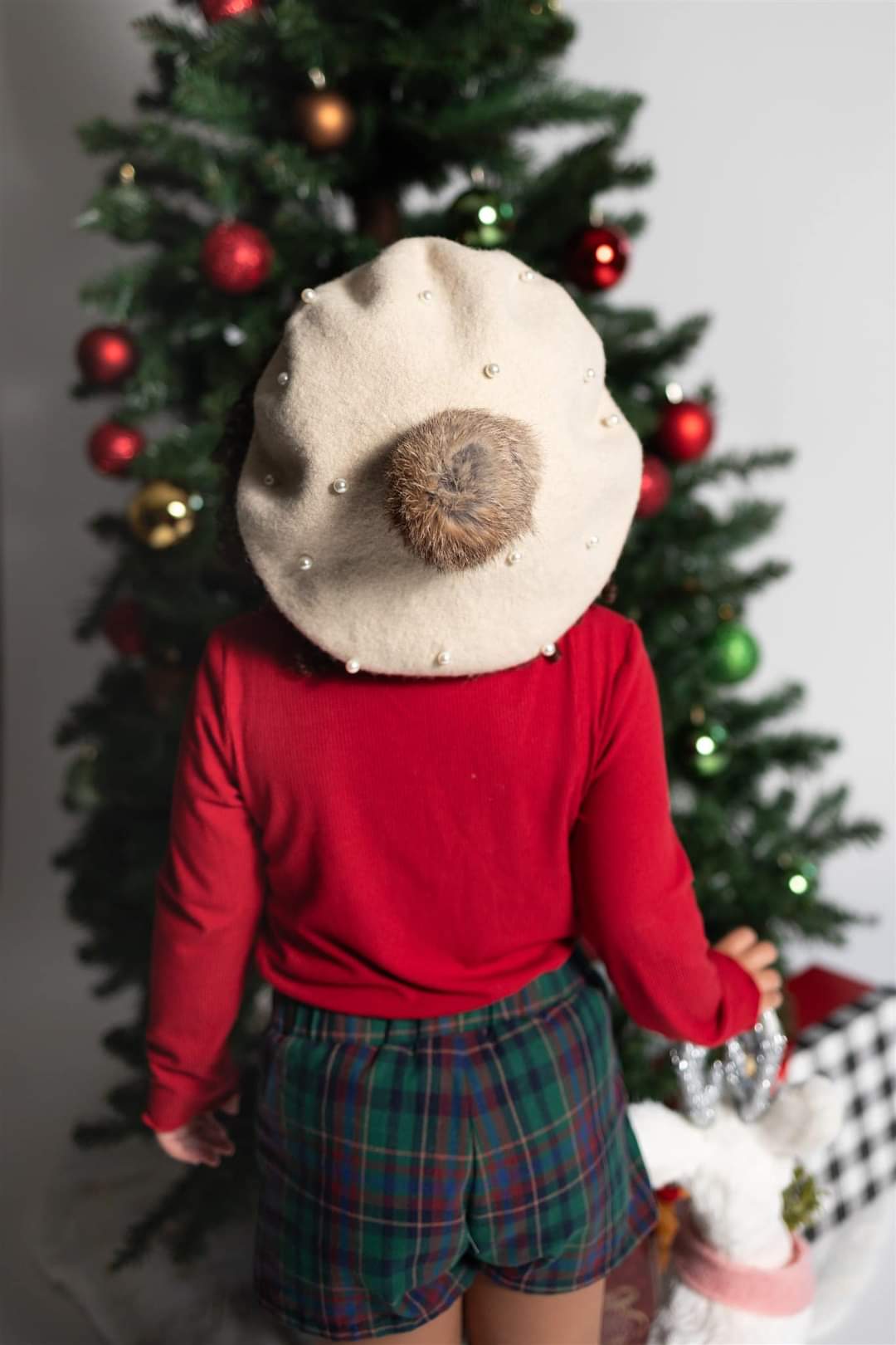 Fur pom pearl pom beret