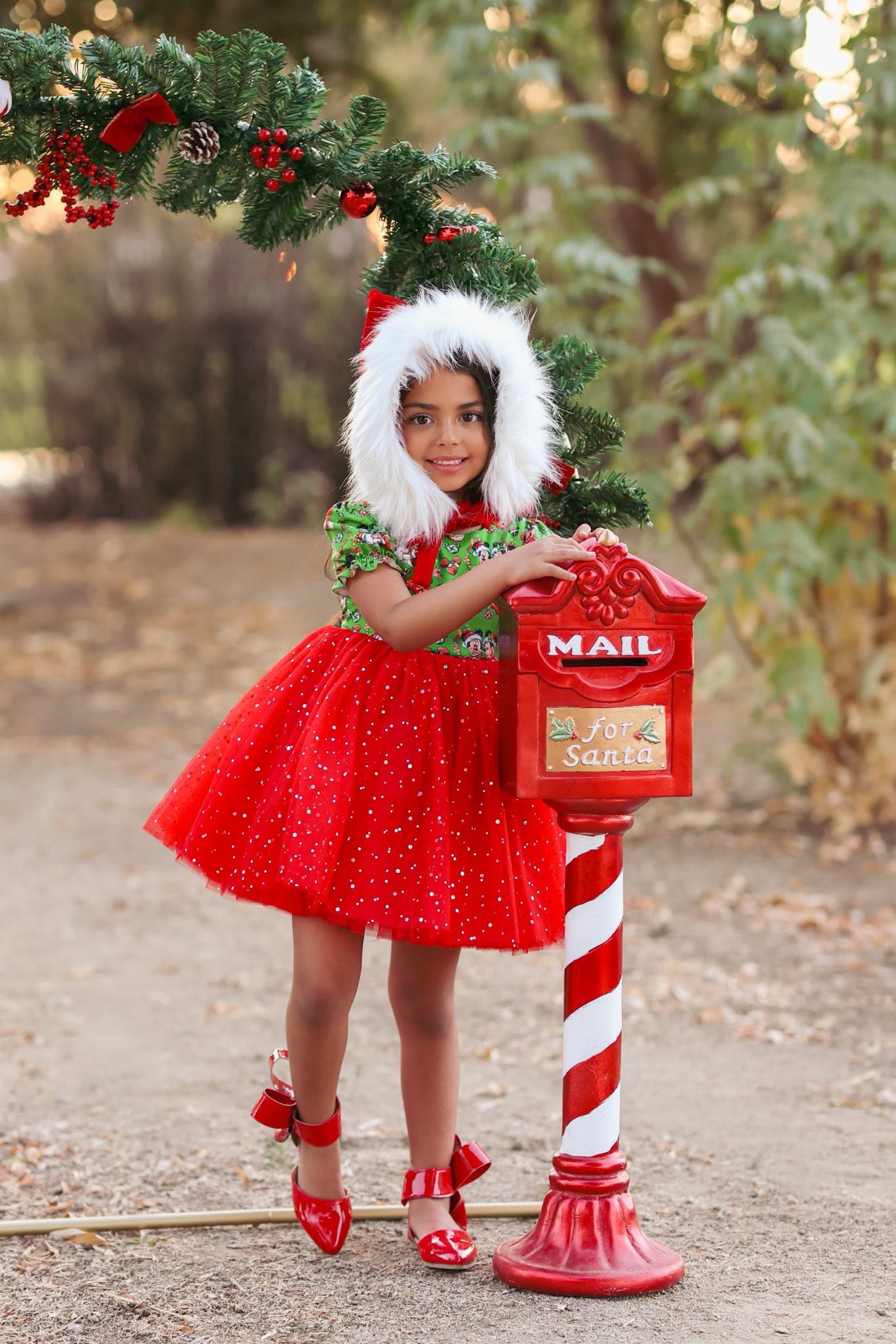 Aubrey Bow Shoes Patent red and black