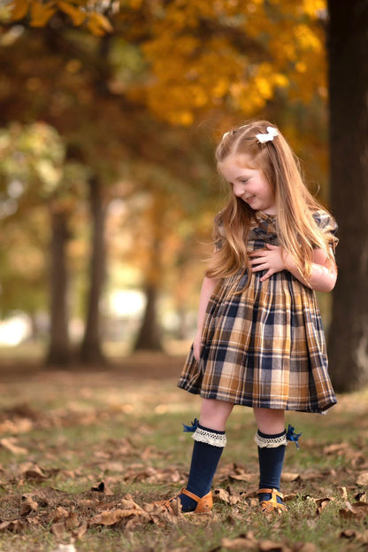 Lace trim bow knee high Socks